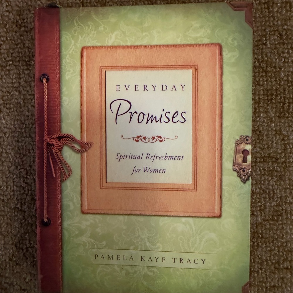 Everyday Promises: Spiritual Refreshment for Women - Paperback - VERY GOOD